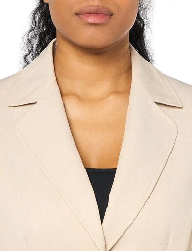 Women's Jacket/Pant Suit in Saudi Arabia