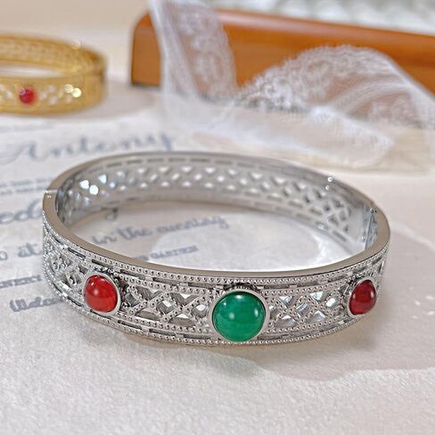 Fashion Vintate Natural Turquoise Stone Bracelet Stainless Steel Hollow Out Cuff Bracelet in Saudi Arabia