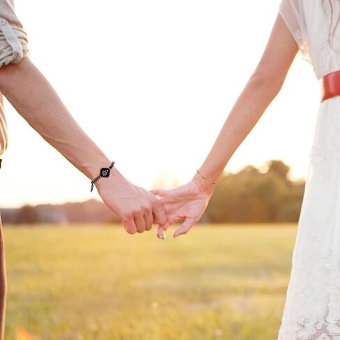 Long Distance Touch Bracelets Jewelry Set, Remote Smart Connection Love Bracelet,Send SOS SMS, Relationship Bracelets Moon Star for Couples Lovers Family Friends Festivals Valentine's Day Gifts Gold in Saudi Arabia