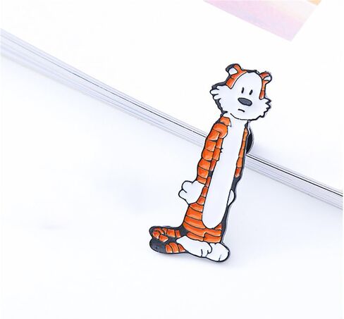 دبابيس مطلية بالمينا بتصميم نمر لطيف بتصميم كرتوني مبتكر على شكل حيوان النمر للنساء والبنات والاولاد، شارة لطيفة ومبتكرة ومضحكة، دبابيس مجوهرات اكسسوارات هدايا للجاكيتات والملابس والقبعات والديكورات in Kuwait