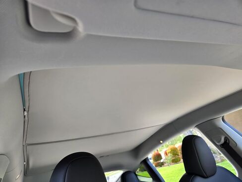 2024 Upgrade Tesla Model Y Sunshade Roof[Magnetic No Gaps,No-Sag] UV-Resistant Sunshade Roof,3-Gen Heat Insulation Glass Roof Sun Shade for Tesla Model Y Accessories 2020-2024 in Kuwait