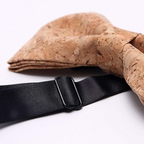 Men's Wollow Wooden Bow Tie With Bits Of Wood in Saudi Arabia