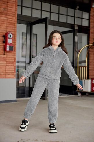 Arshiner Girls 2 Piece Outfits Sweatsuit Fuzzy Long Sleeve Bear Ear Hoodie Sweatshirt and Sweatpant Kids Clothing Sets in Saudi Arabia