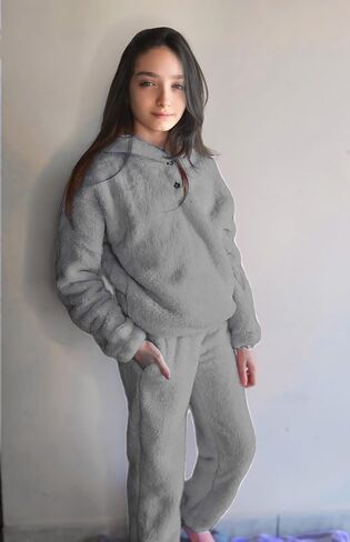 Arshiner Girls 2 Piece Outfits Sweatsuit Fuzzy Long Sleeve Bear Ear Hoodie Sweatshirt and Sweatpant Kids Clothing Sets in Saudi Arabia