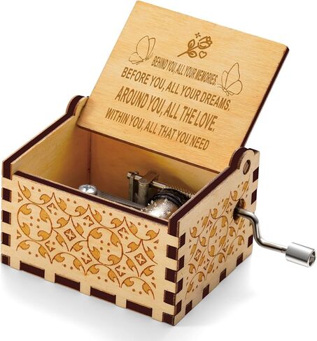 هدايا ملهمة للنساء، هدايا تقدير الصداقة في عيد الأم وعيد الميلاد والتخرج، فكرة هدية فريدة من نوعها لصندوق الموسيقى الخشبي المنقوش لأفضل صديق لها in Kuwait