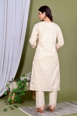 Women's Ethnic Wear Rayon Straight Embridered Kurti Pant Set with Dupatta in Saudi Arabia