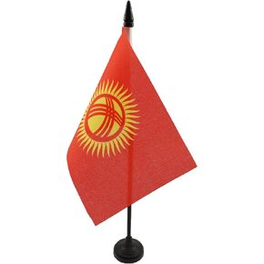 علم طاولة قيرغيزستان 4 بوصة × 6 بوصة - علم مكتب قيرغيزستان 15 × 10 سم - عصا وقاعدة بلاستيكية سوداء - AZ FLAG