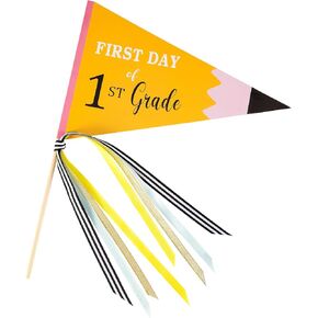CINPIUK First Day of School Flag DIY 2024 Back to School Pennants, First Day of 1st Grade Flag with Ribbons Make Your Own School Photo Prop, Yellow