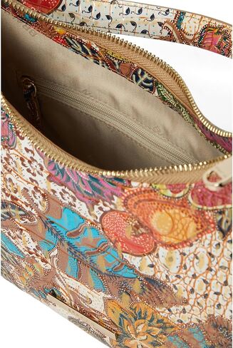 Brahmin Esme, Marketplace in Kuwait