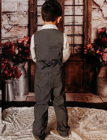 طقم ملابس رسمية مكونة من 3 قطع بأزرار للأسفل للأولاد الصغار، مكون من سترات وبنطال in Kuwait