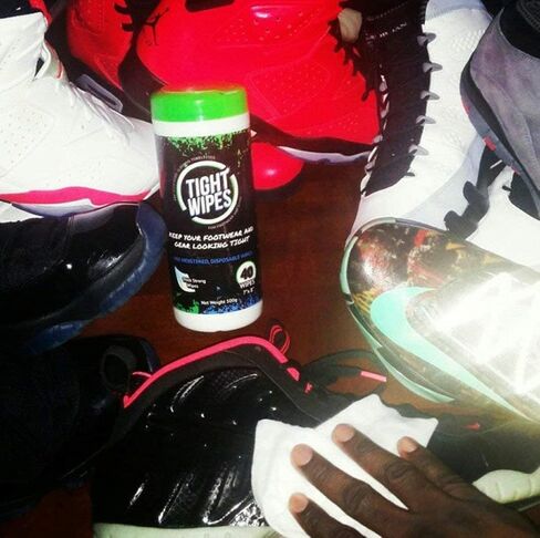 Tight Wipes (40 Wipes Sneaker and Shoe Cleaner Wipes for All Shoe Types in Saudi Arabia