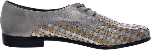 Trotters Women's Lizzie Oxford Flat in Saudi Arabia