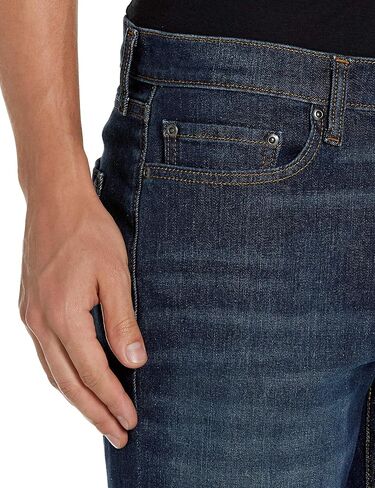 Amazon Essentials Men's Comfort Stretch Straight Slim-Fit Jean (Previously Goodthreads) in Saudi Arabia