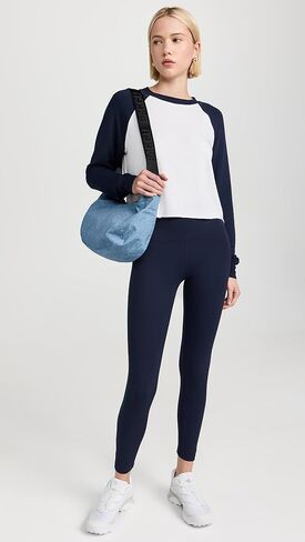 سويت شيرت نسائي قصير من الصوف in Kuwait