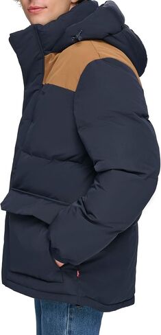 Levi's Men's 2-Pocket Quilted Hooded Parka in Saudi Arabia