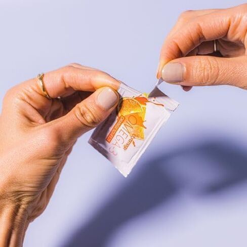 Coromega Omega 3 Fish Oil Supplement, 650mg of Omega-3s with 3X Better Absorption Than Softgels, Orange Flavor, 30 Single Serve Squeeze Packets in Kuwait