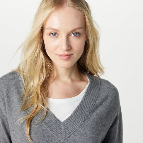 The Drop Women's Maye Essential V-Neck Sweater in Saudi Arabia