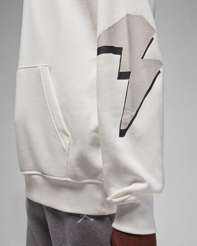 Jordan Essentials Men's Graphic Fleece Pullover Hoodie in Saudi Arabia