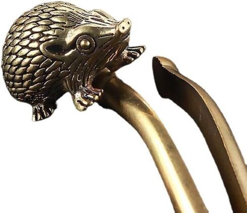 Copper Color Hedgehog Ornaments,Copper Hedgehog Small Sculpture,Mantis Feng Shui Brass Statue Animal Insect Garden Sculpture Figurine Home Décor Accents in Saudi Arabia
