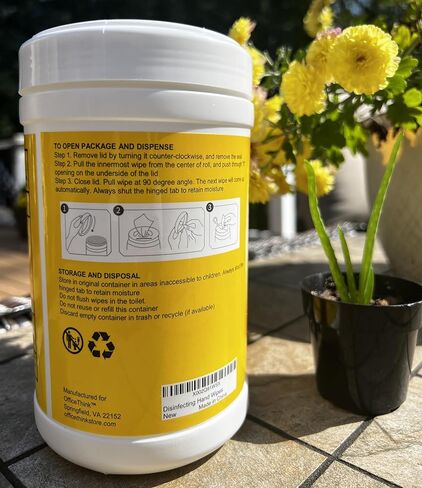 مناديل مبللة مطهرة مضادة للبكتيريا - عبوتان، مطهر/مطهر/مزيل الروائح الكريهة، رائحة الليمون المنعشة، خالية من الكحول، لطيفة على اليدين، ترطب بالصبار + فيتامين E، علب سهلة الوصول، 100 قطعة × 2 in Kuwait