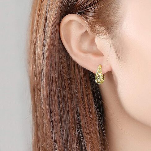 18K Gold-Plated Vintage Hollow-Back Latch Back Clasp Hoop Earring in Saudi Arabia