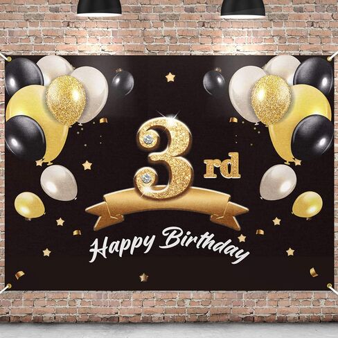 خلفية لافتة عيد ميلاد سعيد ثالث - 3 لوازم زينة لحفلات أعياد الميلاد للأولاد - أسود ذهبي 4 × 6 أقدام in Kuwait
