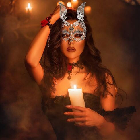 قناع تنكر معدني عتيق من Qavctw للنساء قناع أرنب من حجر الراين اللامع قناع ماردي غرا قناع أرنب للسيدات قناع نصف وجه in Kuwait