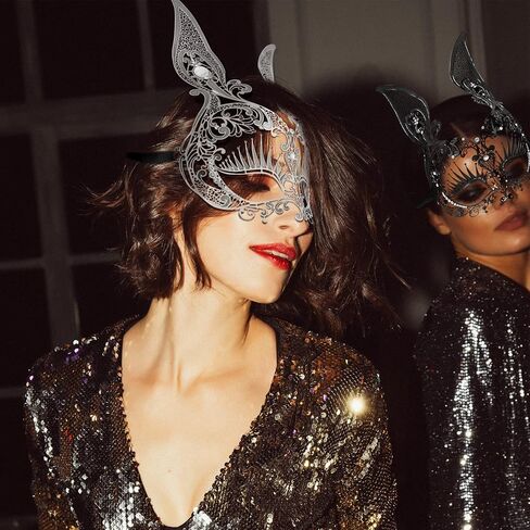 قناع تنكر معدني عتيق من Qavctw للنساء قناع أرنب من حجر الراين اللامع قناع ماردي غرا قناع أرنب للسيدات قناع نصف وجه in Kuwait