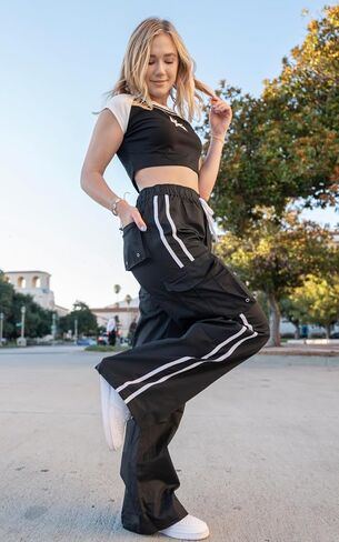 Cargo Pants Womens Baggy Parachute Pants Low Waist Layered Ruched Pants Y2K Pants Streetwear with Pockets in Saudi Arabia