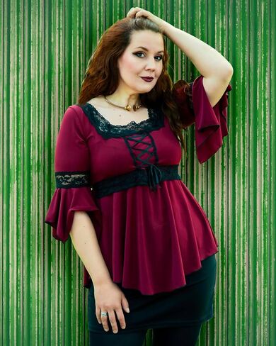 Dare to Wear Renaissance Corset Top: Victorian Gothic Boho Women's Peasant Festival Fair Cosplay Lace Blouse in Kuwait