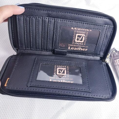 ستون مونتين محفظة معصم بيزلي منقوشة باللون الأسود وإدراج كتاب شيكات SLG in Kuwait