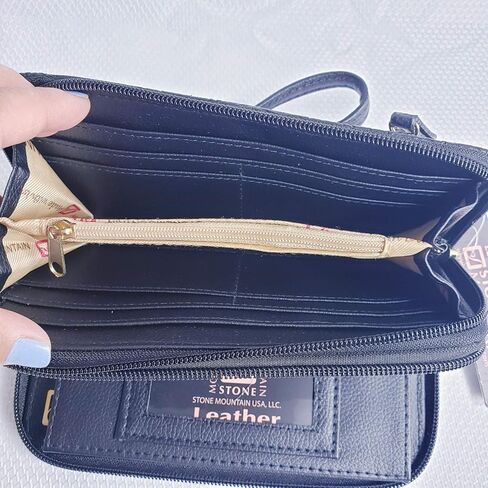 ستون مونتين محفظة معصم بيزلي منقوشة باللون الأسود وإدراج كتاب شيكات SLG in Kuwait