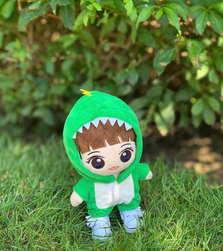 20cm Plush Doll Clothes. Black Hoodie & Blue Jeans, Two Pieces Set. Clothes Only. Plush Doll Is Not Included in Kuwait