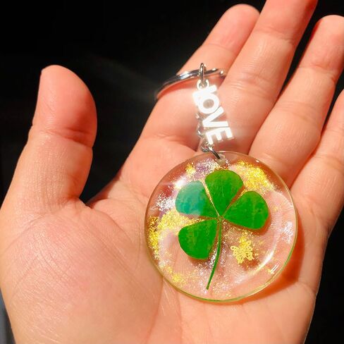 Real Lucky Green 4 Leaf Clovers Key Ring Four Leaf Clover Keychain for WomenGirl Boy Charms Keychain Accessories in Saudi Arabia