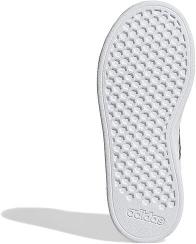 حذاء رياضي من Adidas للجنسين للأطفال Grand Court 2.0 من الدانتيل المطاطي in Saudi Arabia