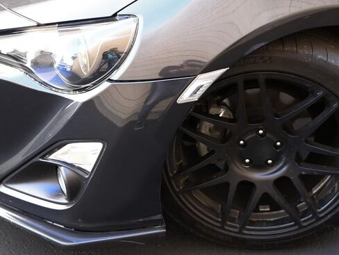 iJDMTOY JDM عدسات مدخنة بيضاء/كهرمانية ثنائية اللون LED علامات جانبية أمامية متوافقة مع 2013-16 Scion FR-S، 2013-21 Subaru BRZ، 2017-21 Toyota 86 (وقوف السيارات: White LED، إشارة الانعطاف: Amber LED) in Saudi Arabia