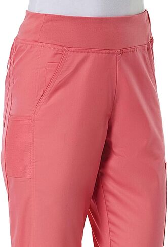 Maevn EON Women's Yoga 7-Pocket Scrub Pant in Kuwait