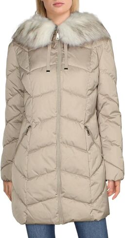 سترة منتفخة للسيدات من TAHARI مع زخرفة من الفرو ونمط شيفرون in Kuwait