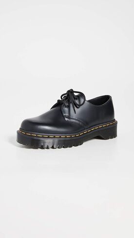 Dr. Martens, Unisex 1461 Bex 3 Eye Oxford, Black Smooth, 7 US Women/6 US Men in Saudi Arabia