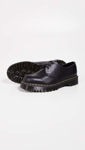 Dr. Martens, Unisex 1461 Bex 3 Eye Oxford, Black Smooth, 7 US Women/6 US Men in Saudi Arabia