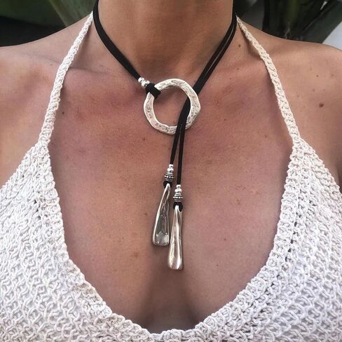 RINHOO FRIENDSHIP Boho Choker Necklace for Women Black Leather Necklace Multi Ring Flower Heart Pendant Choker Necklace for Women Boho Jewelry Gift in Saudi Arabia
