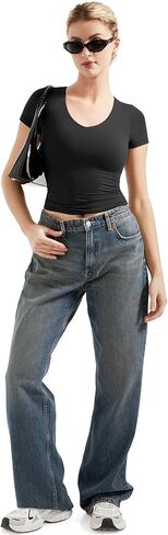 تي شيرت نسائي أساسي ببطانة مزدوجة من SUUKSESS مثير بياقة على شكل V وأكمام قصيرة Y2K in Kuwait