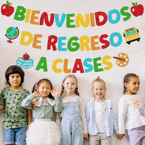 لافتة Bienvenidos De Regreso A Clases لافتة Bienvenidos باللغة الإسبانية للفصل الدراسي مرحبًا بالعودة إلى المدرسة، إكليل اليوم الأول من المدرسة، ديكورات لوحة الإعلانات للفصل الدراسي in Saudi Arabia