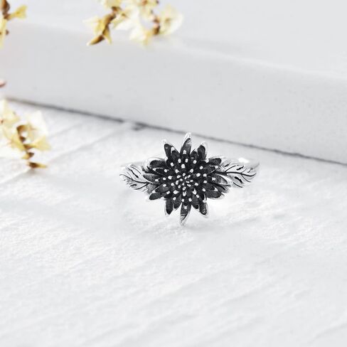 Vintage Birthday Flower Rings for Women 925 Sterling Silver Birth Flower Jewelry Gifts for Mom Wife in Saudi Arabia