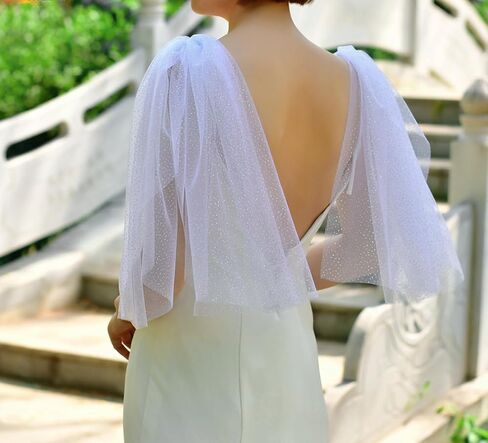 Women's 2 Pcs Short Bridal Veil Tulle Bow Decoration for Wedding Dress Tulle Shoulder Cape Veil in Saudi Arabia