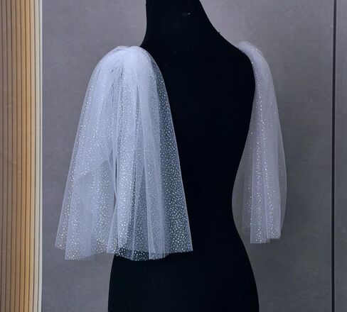 Women's 2 Pcs Short Bridal Veil Tulle Bow Decoration for Wedding Dress Tulle Shoulder Cape Veil in Saudi Arabia