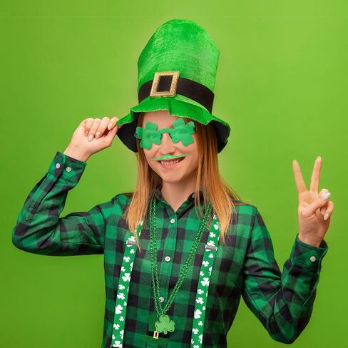 مجموعة إكسسوارات يوم القديس باتريك من كوسريا للكبار، حمالات مرنة للقبعة الأيرلندية، نظارات شامروك، قلائد لحية in Kuwait