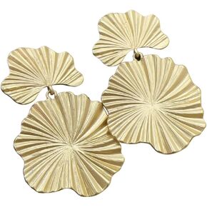 Gold Leaf Dangle Earrings for Women Gold Fashion Statement Jewelry Hypoallergenic Vintage Design Elegant Ginkgo Shape for Parties & Daily Wear