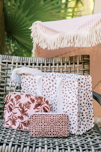 Traveler Iconic Multipurpose Cosmetic Bag - Macaw Coco in Saudi Arabia