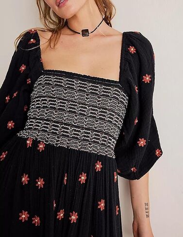 Women Casual Bohemian Floral Dress Square Neck Ruffle Swing A Line Dress Long Sleeve Beach Maxi Dress in Saudi Arabia